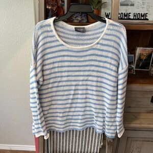 Wooden Ships women’s crew neck striped sweatshirt size S/M